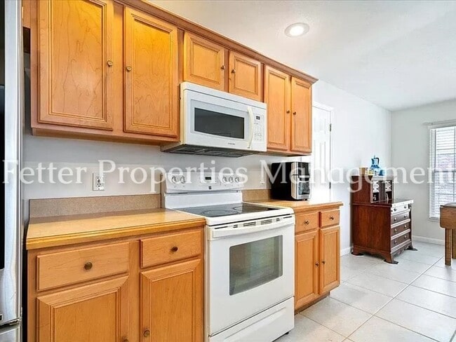 Building Photo - Stunning Home in Keystone !