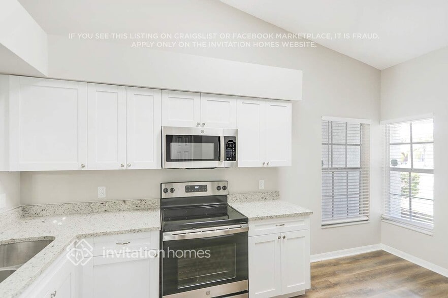 Building Photo - 13405 Prestwick Dr