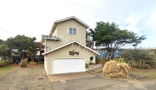 Building Photo - 5203 NW Keel Ave