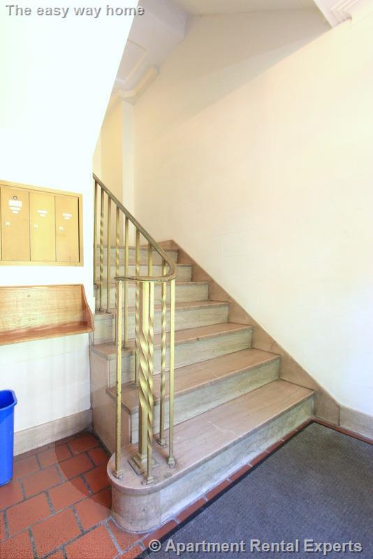 Building Photo - 16 Ware St