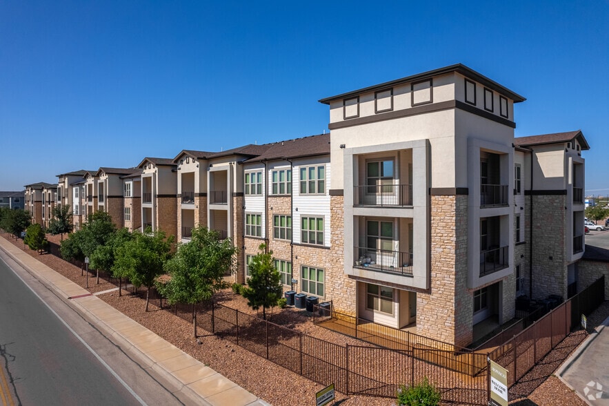 Primary Photo - Monaco