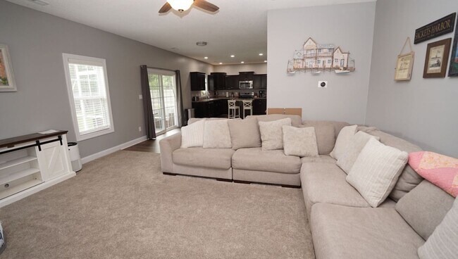 Building Photo - Onslow Bay Beautiful 4 Bedroom Home