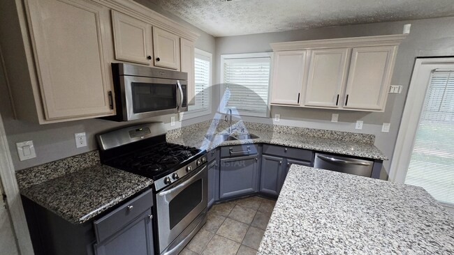 Building Photo - 45 Fallow Ln