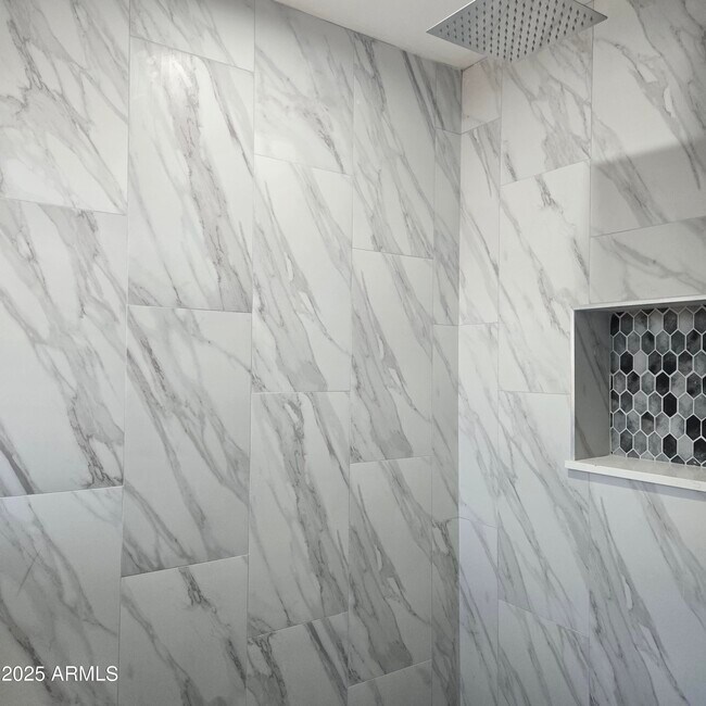 Building Photo - 18441 N 31st Ave