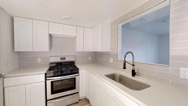 Building Photo - 1913 Hearthstone Dr