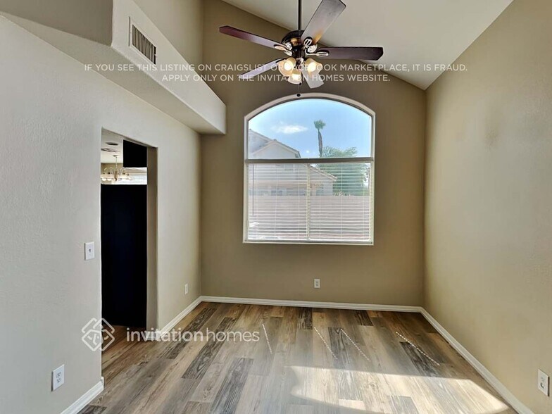 Building Photo - 3925 Laurel Brook Dr