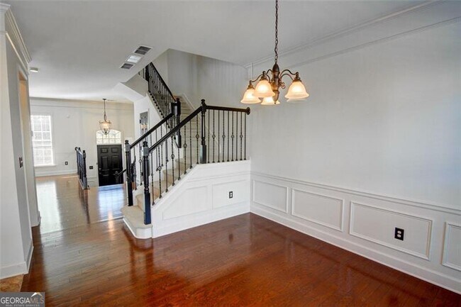 Building Photo - 2430 Natoma Ct SE