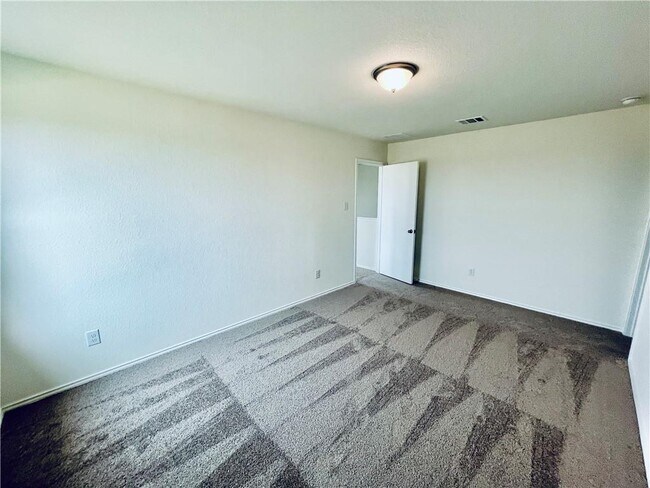 Building Photo - 13501 Martha Washington Pl