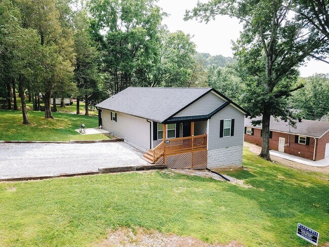 Building Photo - 106 Lafon Dr