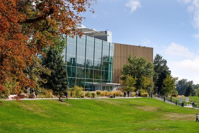 Building Photo - 3310 Ivy St