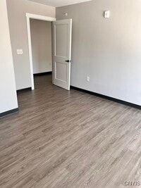 Building Photo - 22 Loso Dr