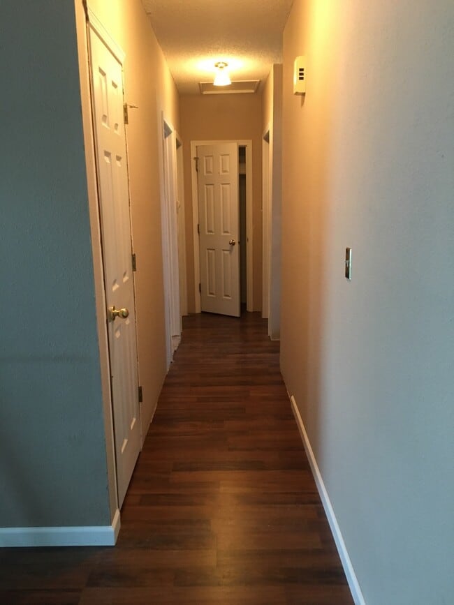 Building Photo - Fairchild AirForce Base 3 Bedroom 1 Bath Home