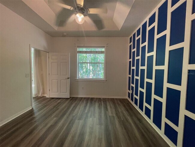 Building Photo - 12509 Cavalier Ct