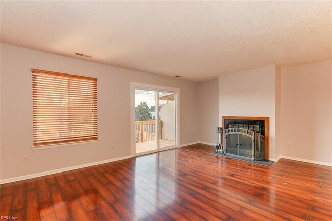 Building Photo - 3764 Chimney Creek Dr