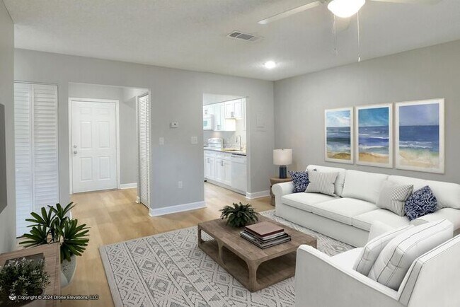 Building Photo - **** Flexible Move-In Specials Available!! 1 Bedroom Apartment in Eagle Lake, FL****