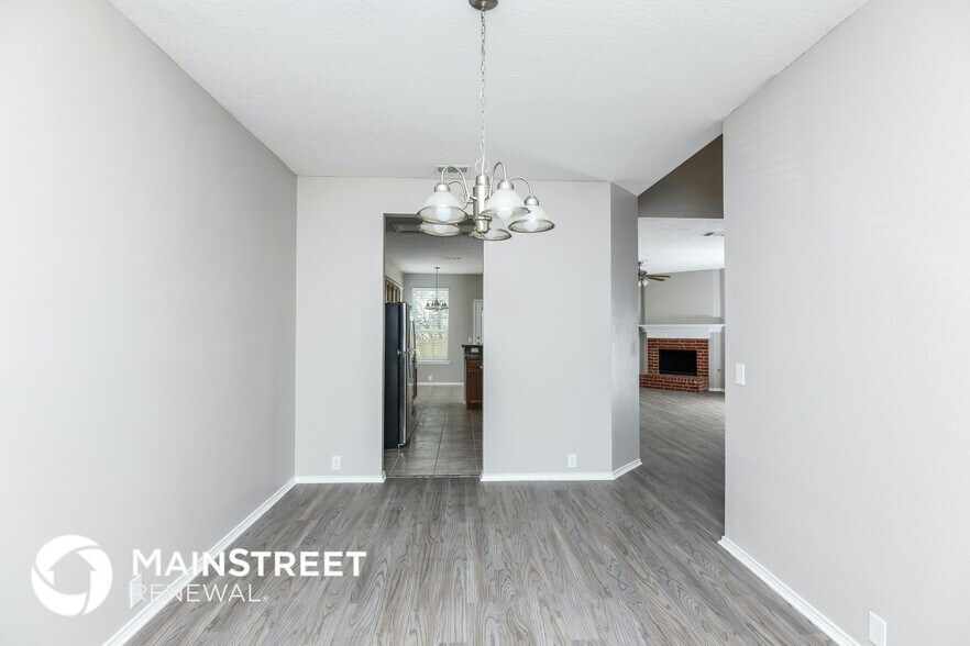 Building Photo - 2524 Tar Heel Dr