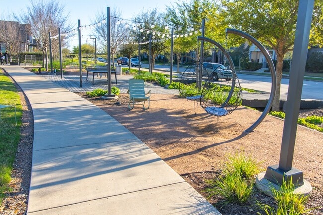 Building Photo - 18610 Parkland Square Pl