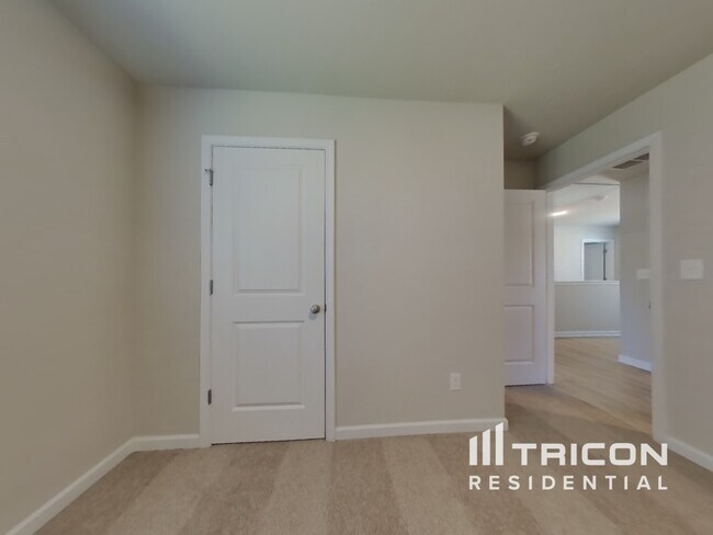 Building Photo - 112 Highland Dr