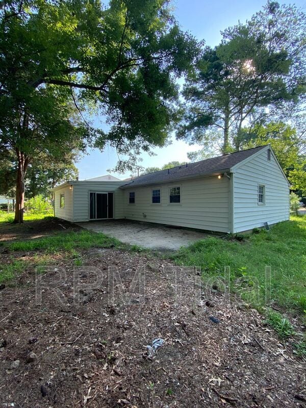 Building Photo - 447 Whealton Rd