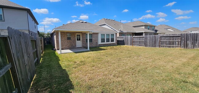 Building Photo - 8918 Beacon Mill Dr