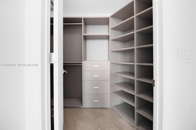 Building Photo - 701 N Fort Lauderdale Beach Blvd