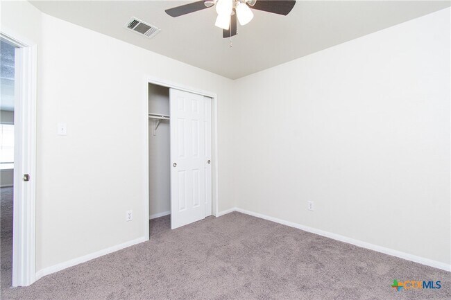 Building Photo - 505 E Orion Dr