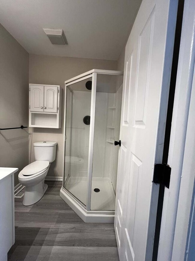 Building Photo - 7333 Winthrop Way