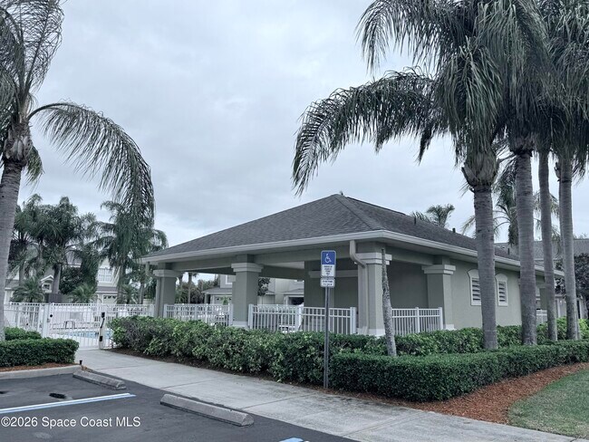 Building Photo - 812 Handsome Cab Ln