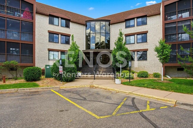 Building Photo - 4710 58th Ave N