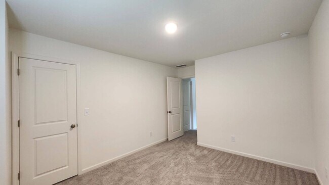 Building Photo - 4 Bedroom 2.5 Bathroom NEW Home in Wilson's Walk