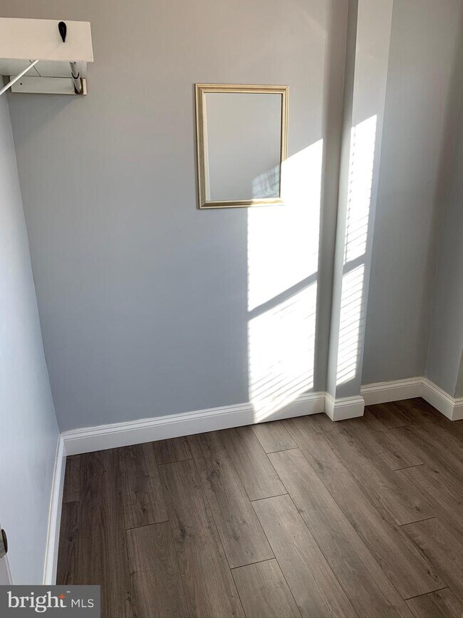 Building Photo - 1813 Wiltberger St NW