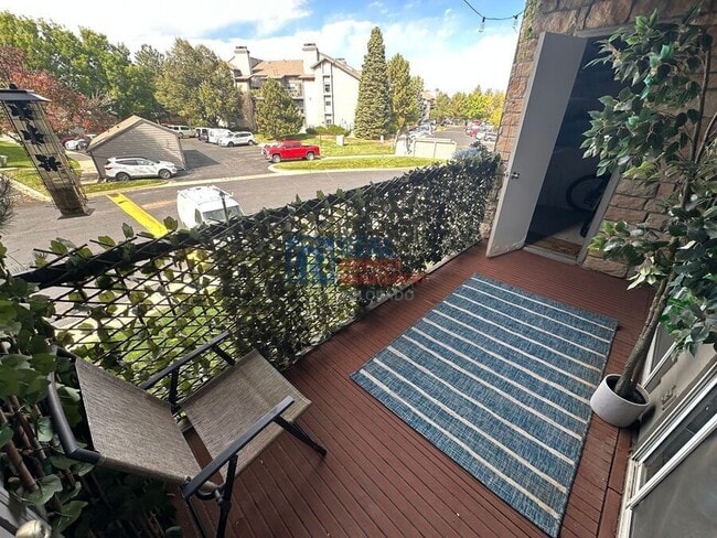 Building Photo - 2575 S Syracuse Way
