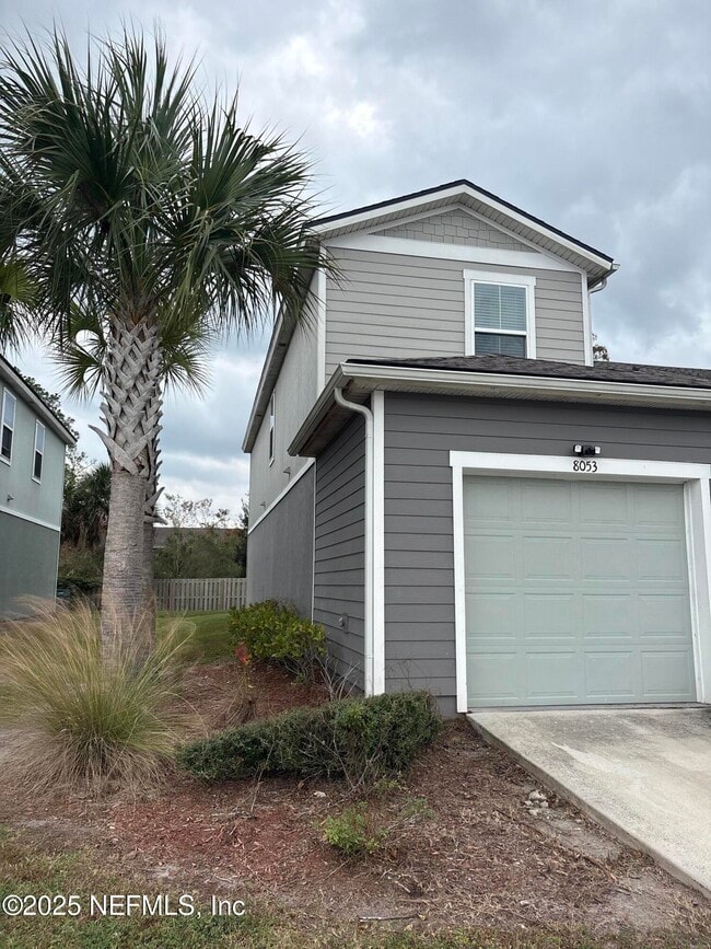 Building Photo - 8053 Echo Springs Rd