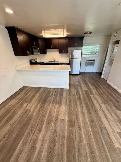 Building Photo - 1305 Garfield Ave