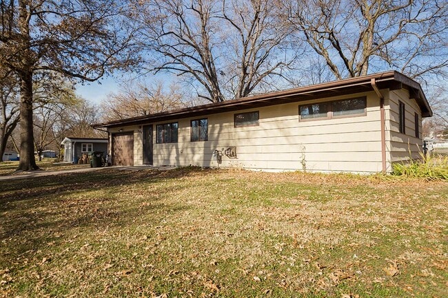 Building Photo - 500 Eldora Ln