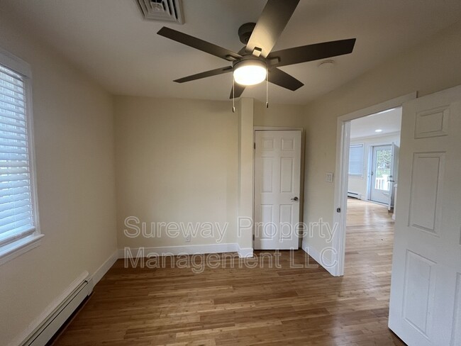 Building Photo - 54 3rd Bayway