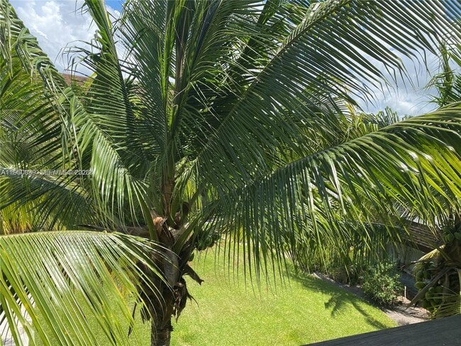 Building Photo - 7477 SW 82nd St