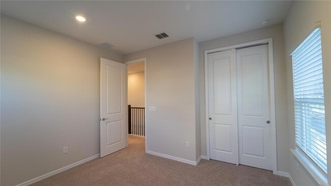 Building Photo - 16446 Lone Oak Cir