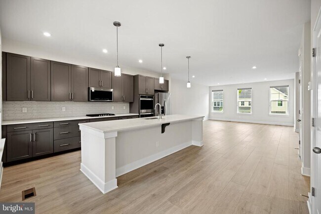 Building Photo - 1548 Meadowlark Glen Rd