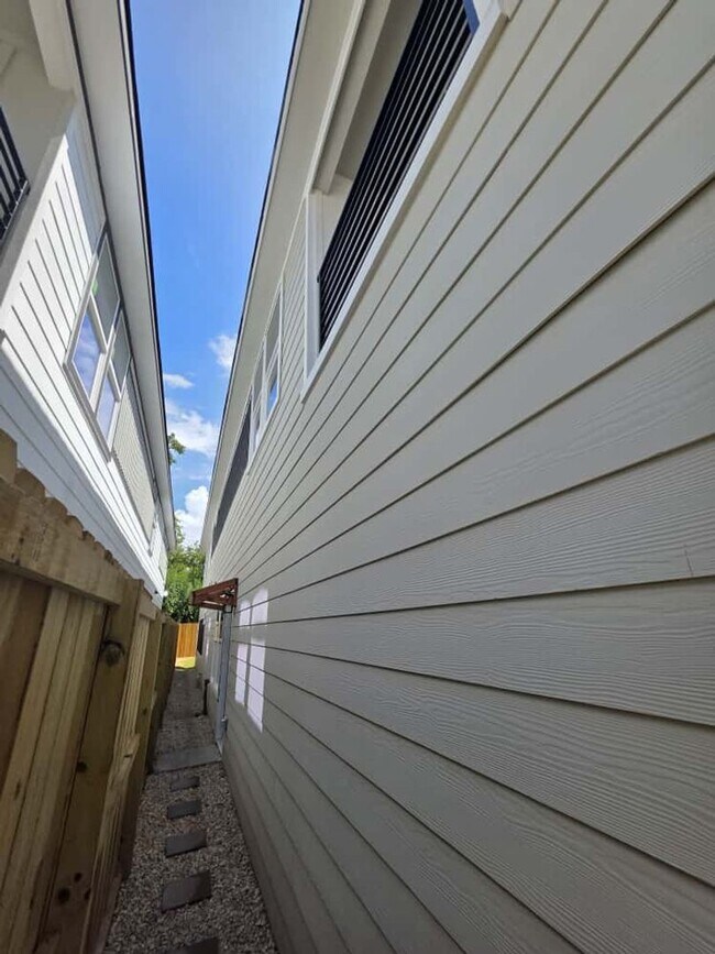 Building Photo - 8406 De Priest St