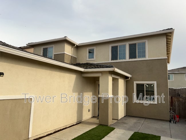 Building Photo - 12722 Montbrook Way