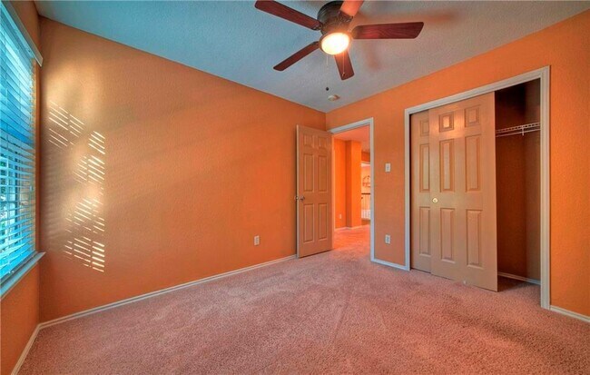 Building Photo - 14329 Teacup Ln