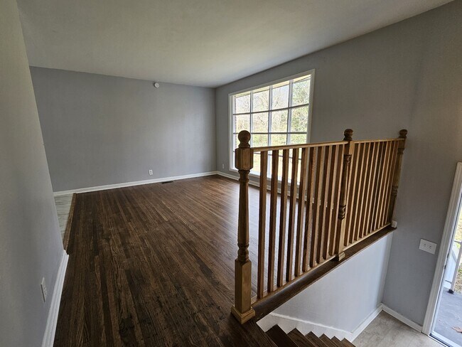 Building Photo - 317 Melvin Jones Dr