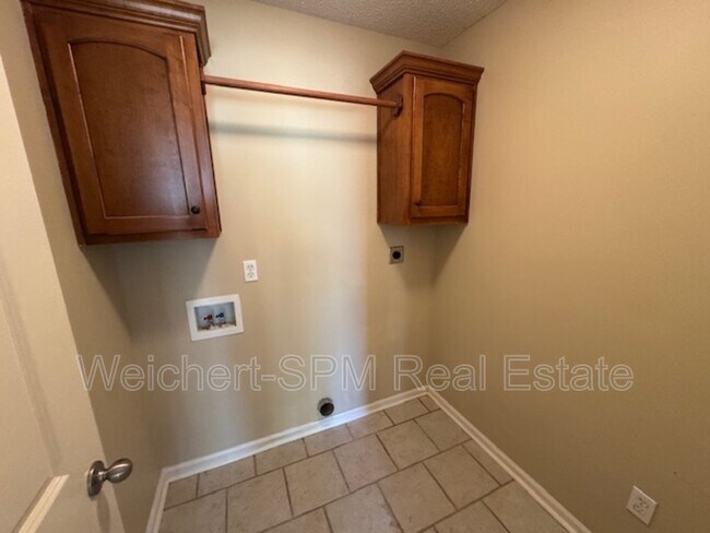 Building Photo - 35 Mulberry Cove