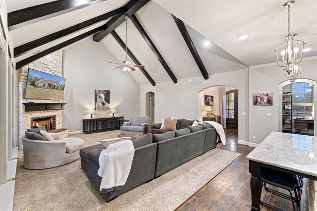 Building Photo - 251 Hlavek Rd