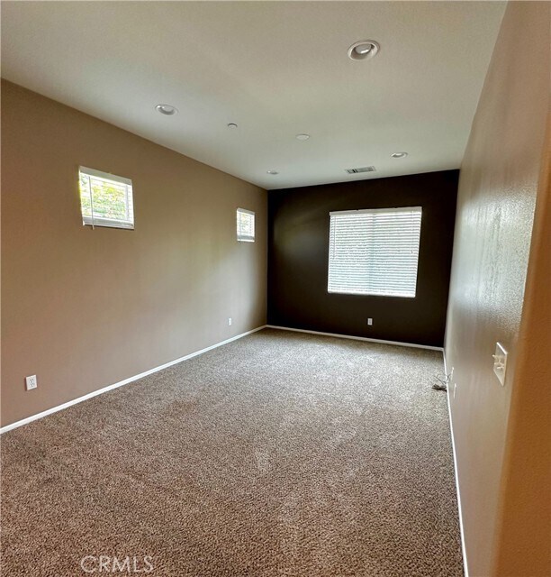 Building Photo - 11500 Park Trails Ct