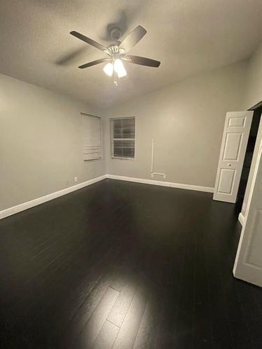 Building Photo - 6235 Vista Del Mar