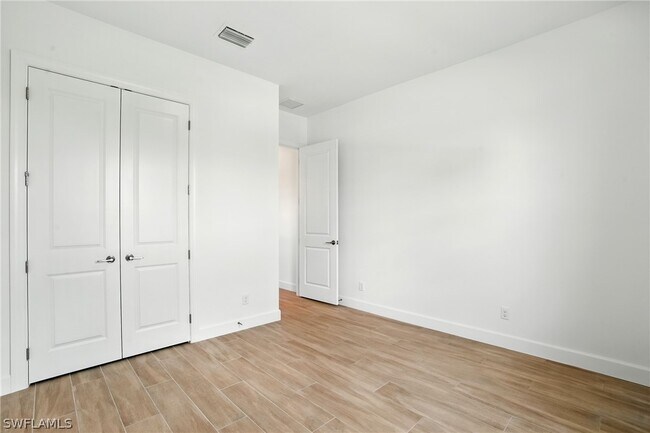 Building Photo - 18301 Terracina Dr