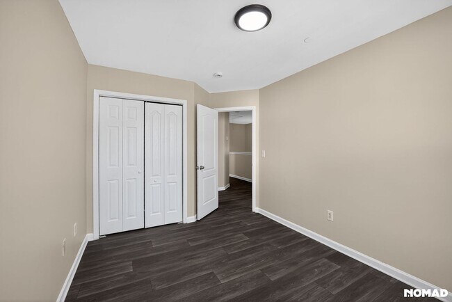 Building Photo - 1734 Old Dogwood