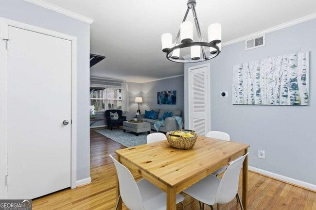 Building Photo - 1010 Scott Blvd